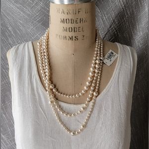 Pearls Necklaces